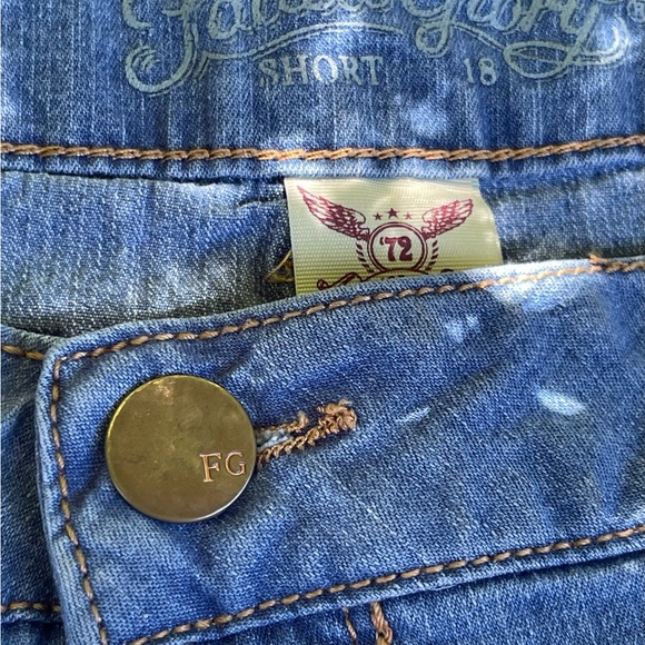 Faded Glory Short Size 18 - Picture 2 of 8